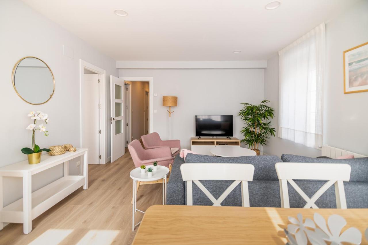 Villa Marta - Apartamentos Centricos Junto Al Mar Castro Urdiales Extérieur photo